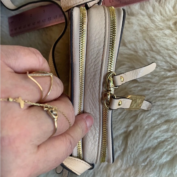 GILI cross body handbag clutch wallet new with tags n box - Picture 7 of 12